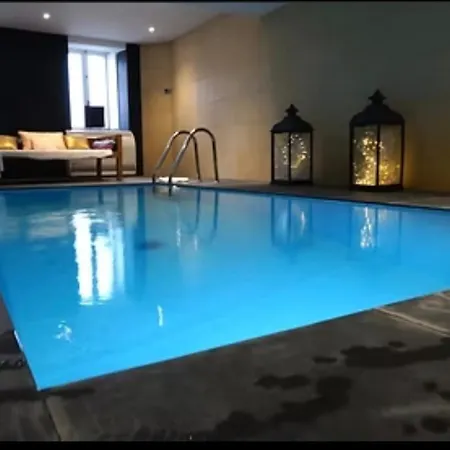 App T2 Avec Piscine Chauffee Bagnères-de-Luchon