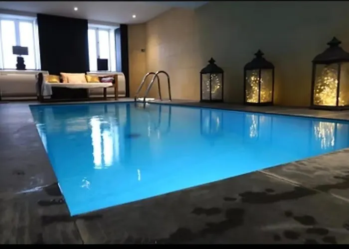 App T2 Avec Piscine Chauffee Bagnères-de-Luchon